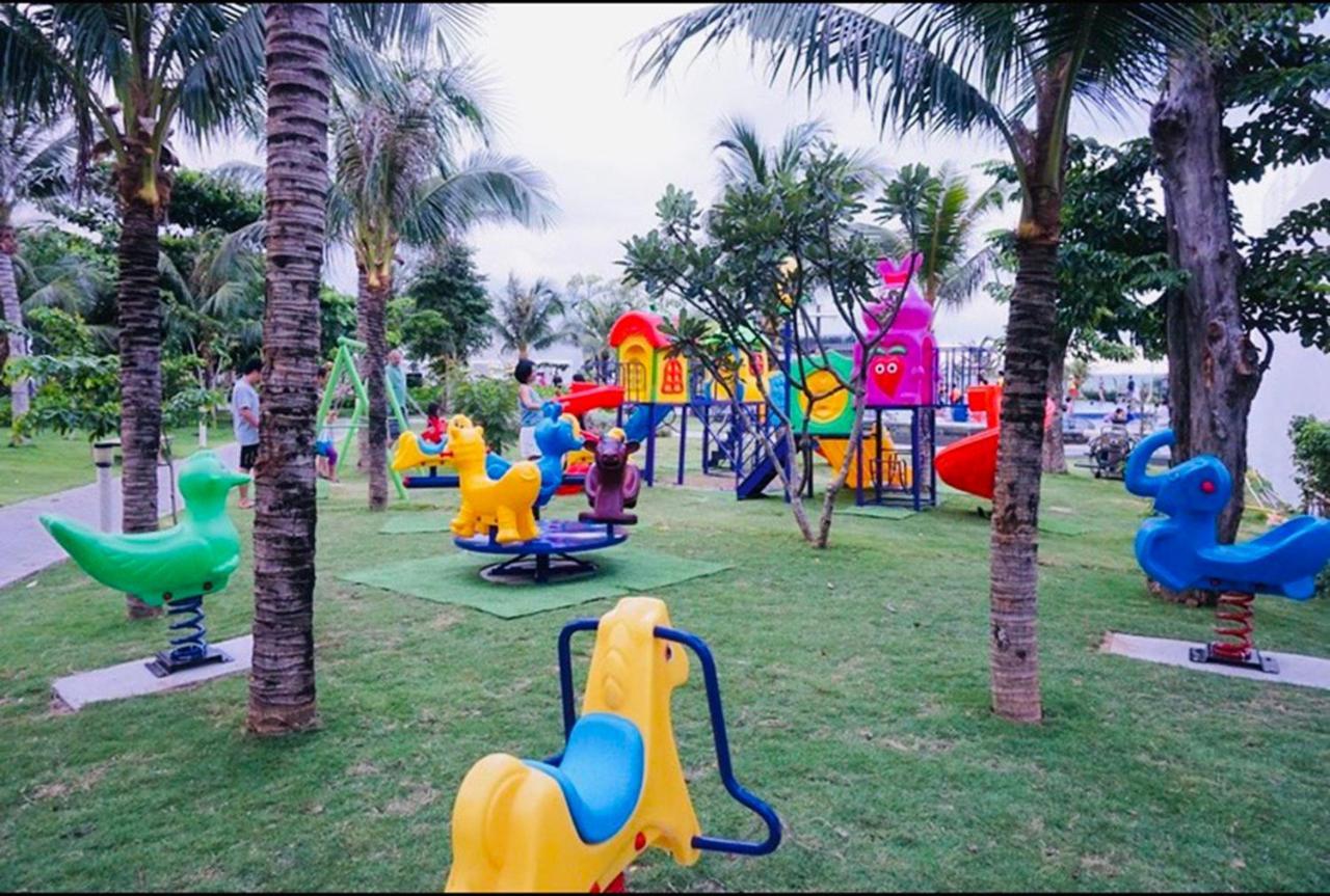 Okinawa Villas And Beach Club - Oceanami Resort Long Hai Exterior foto